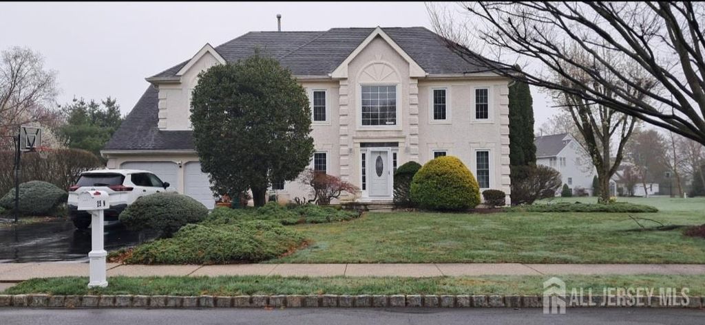 25 Kinglet Drive N, Plainsboro, NJ 08512