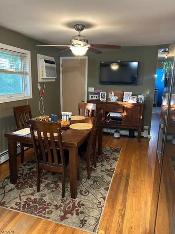 55 Hillside Dr, Hamburg Boro, NJ 07419