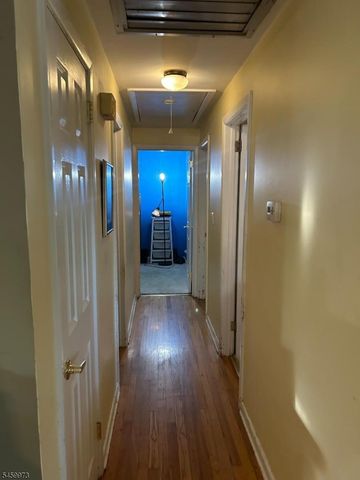 55 Hillside Dr, Hamburg Boro, NJ 07419