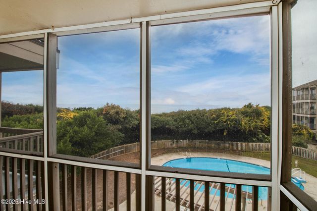 2503 W Ft Macon Road 207-A, Atlantic Beach, NC 28512