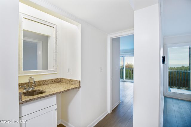 2503 W Ft Macon Road 207-A, Atlantic Beach, NC 28512