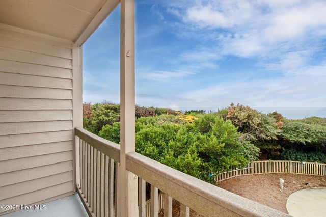 2503 W Ft Macon Road 207-A, Atlantic Beach, NC 28512