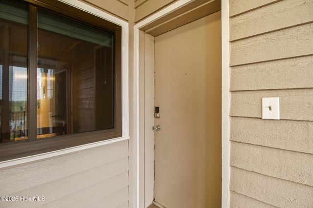 2503 W Ft Macon Road 207-A, Atlantic Beach, NC 28512
