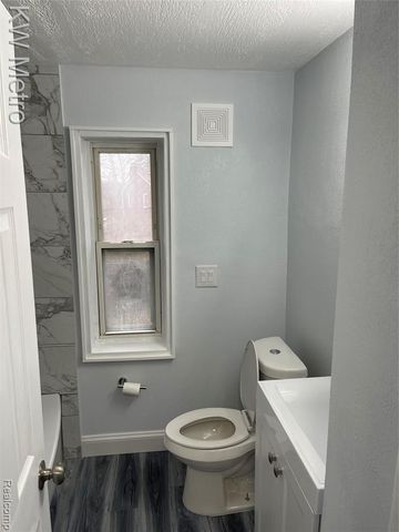 8559-8563 Wyoming Avenue, Detroit, MI 48204