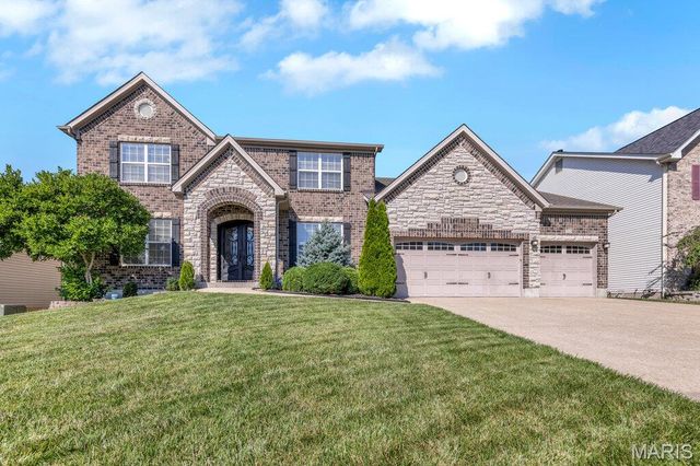 715 Cooper Way Drive, O'fallon, MO 63368