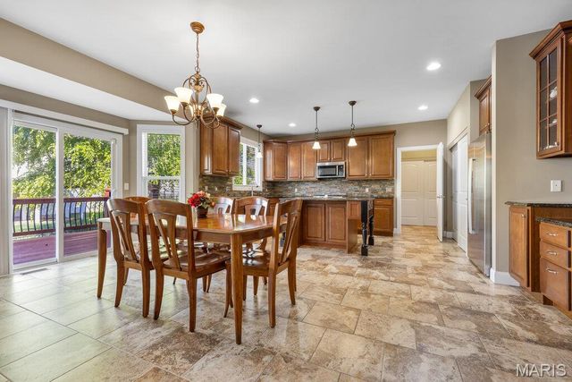 715 Cooper Way Drive, O'fallon, MO 63368