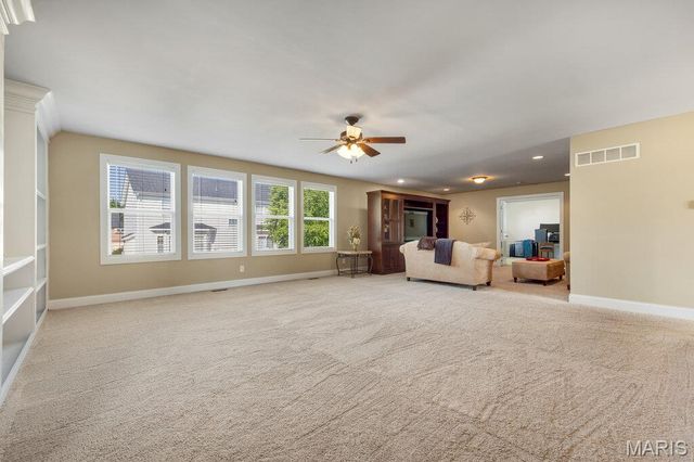 715 Cooper Way Drive, O'fallon, MO 63368