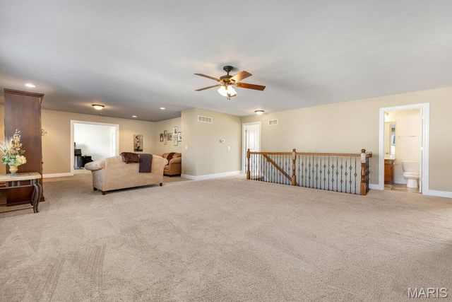 715 Cooper Way Drive, O'fallon, MO 63368
