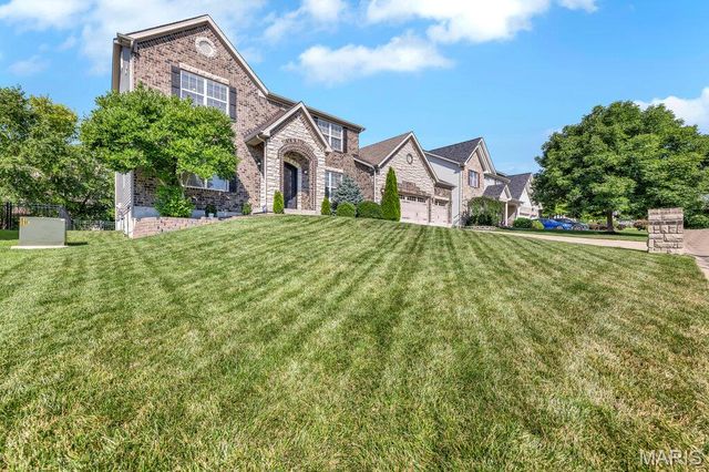 715 Cooper Way Drive, O'fallon, MO 63368