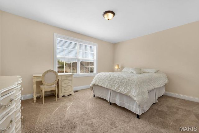 715 Cooper Way Drive, O'fallon, MO 63368