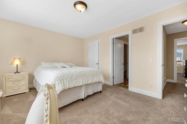 715 Cooper Way Drive, O'fallon, MO 63368