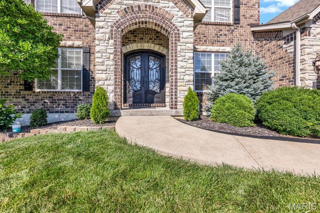 715 Cooper Way Drive, O'fallon, MO 63368