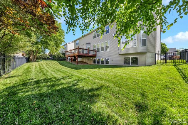 715 Cooper Way Drive, O'fallon, MO 63368