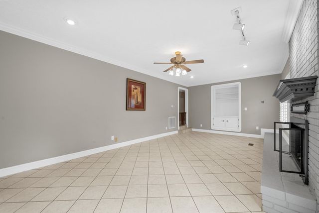 12246 M J Boyd Rd, Crofton, KY 42217