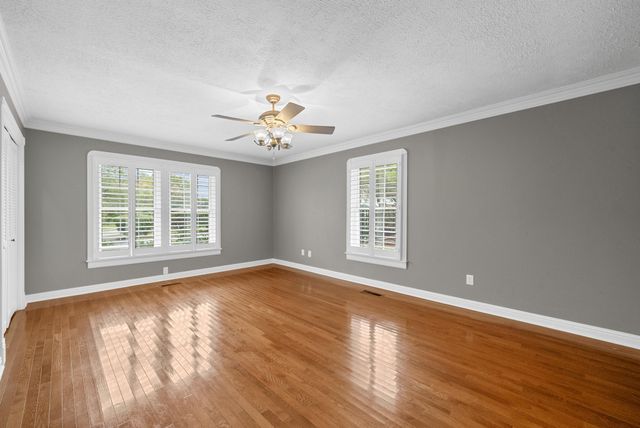 12246 M J Boyd Rd, Crofton, KY 42217