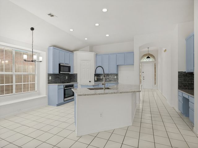 2028 Ravenhurst Drive, Allen, TX 75013