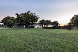 511 S Sulphur Street, Leonard, TX 75452