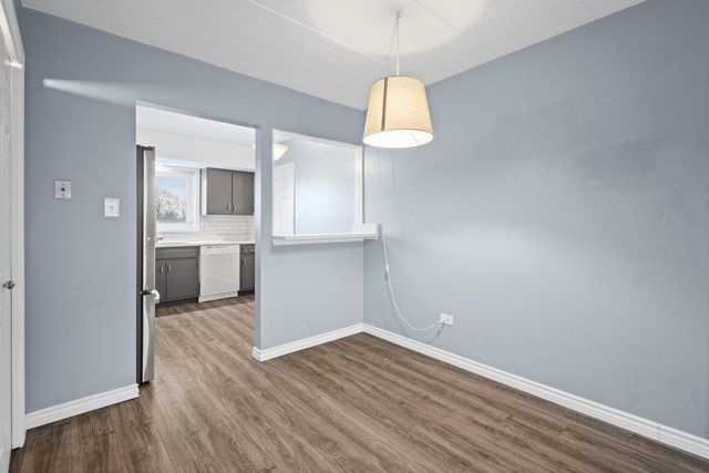 2815 Glenwood Lansing Road 205, Lynwood, IL 60411