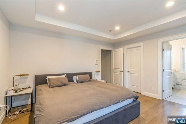 5 Benjamin Road, Tenafly, NJ 07670