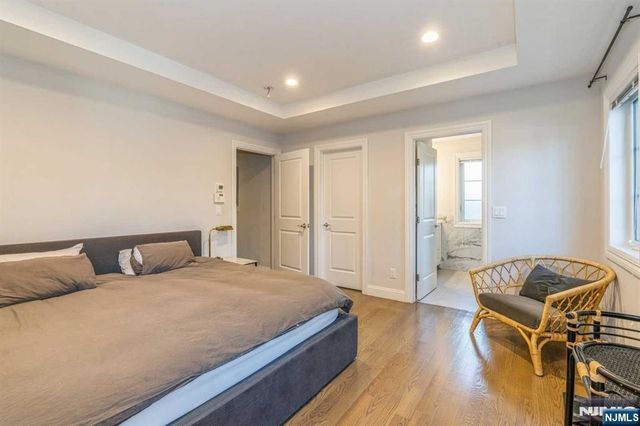 5 Benjamin Road, Tenafly, NJ 07670