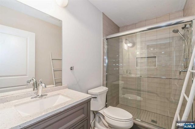 5 Benjamin Road, Tenafly, NJ 07670