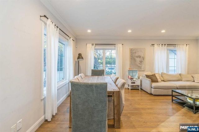 5 Benjamin Road, Tenafly, NJ 07670