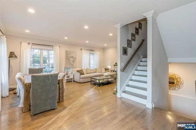 5 Benjamin Road, Tenafly, NJ 07670