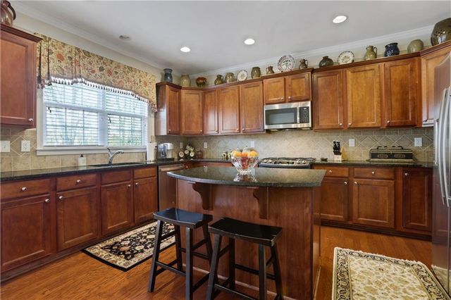 4916 Colchester Court SE 9, Atlanta, GA 30339