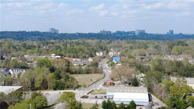 4916 Colchester Court SE 9, Atlanta, GA 30339