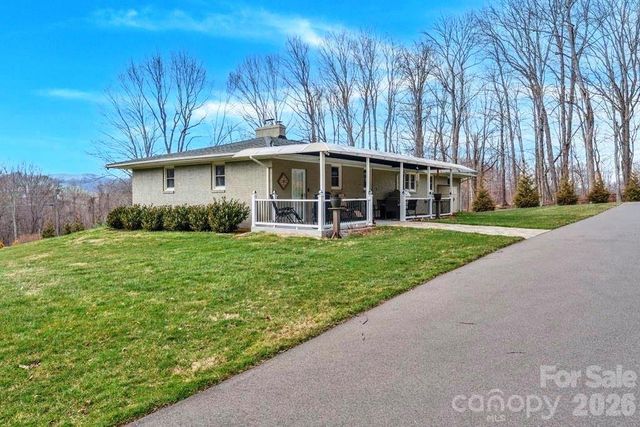 11974 US Highway 421 Highway N, Zionville, NC 26989