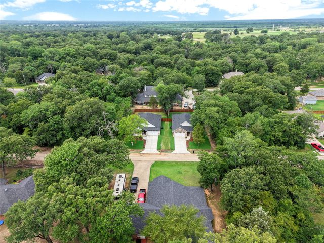 117 Parkside Drive, Trinidad, TX 75163