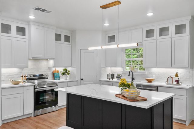 117 Parkside Drive, Trinidad, TX 75163