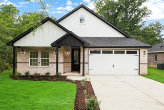 117 Parkside Drive, Trinidad, TX 75163