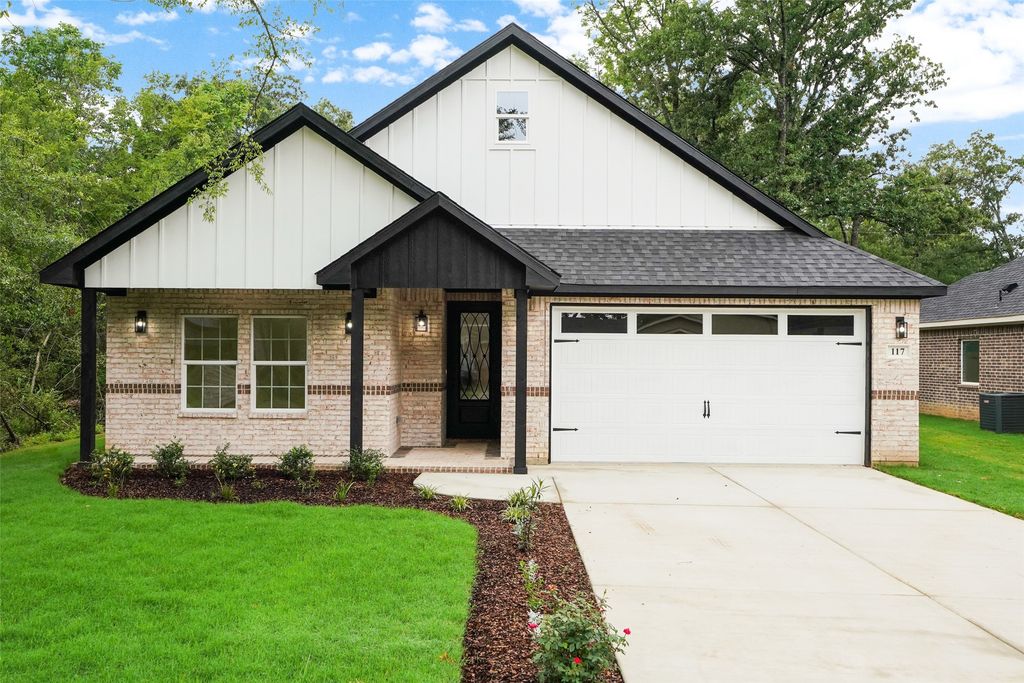 117 Parkside Drive, Trinidad, TX 75163