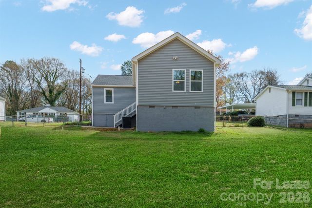 1417 N Oakwood Street, Gastonia, NC 28052