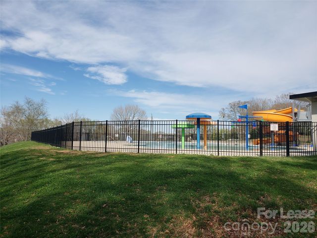 1417 N Oakwood Street, Gastonia, NC 28052