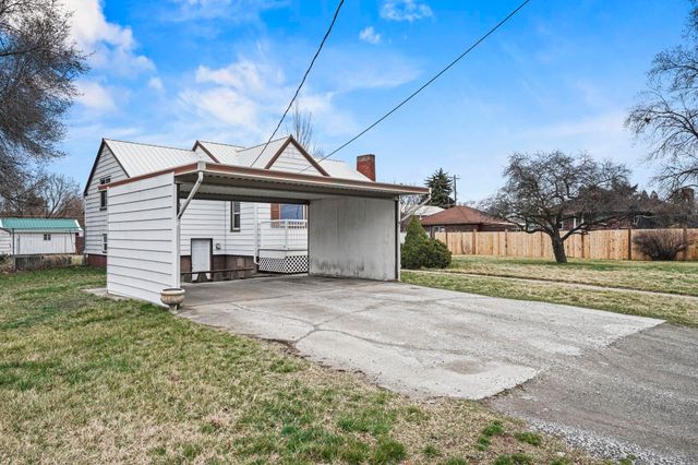 8015 E Carlisle Ave, Spokane Valley, WA 99212