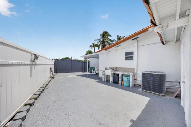 12121 SW 107th Street, Miami, FL 33186