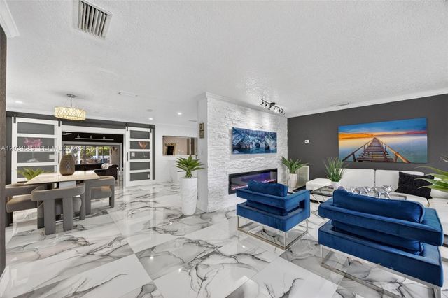 12121 SW 107th Street, Miami, FL 33186
