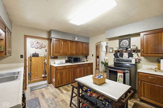 6620 Milhouse Road, Indianapolis, IN 46221