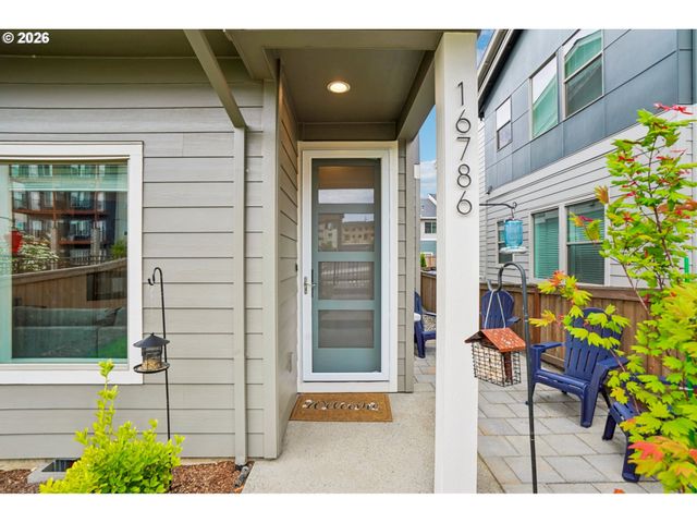 16786 Se SCOUTERS MOUNTAIN Rd, Happy Valley, OR 97086