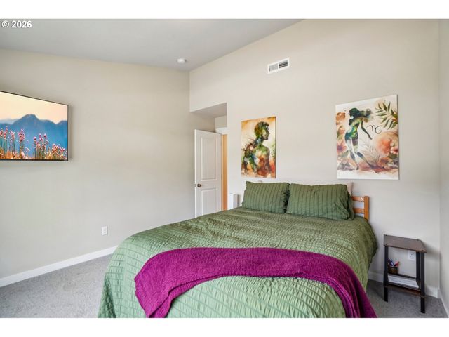 16786 Se SCOUTERS MOUNTAIN Rd, Happy Valley, OR 97086
