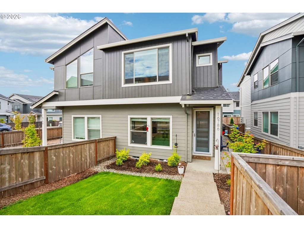 16786 Se SCOUTERS MOUNTAIN Rd, Happy Valley, OR 97086