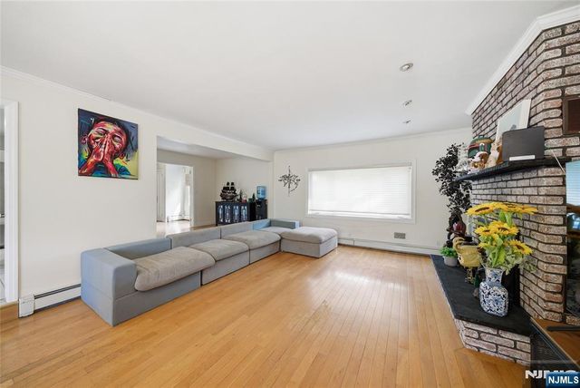 182 Pascack Avenue, Emerson, NJ 07630