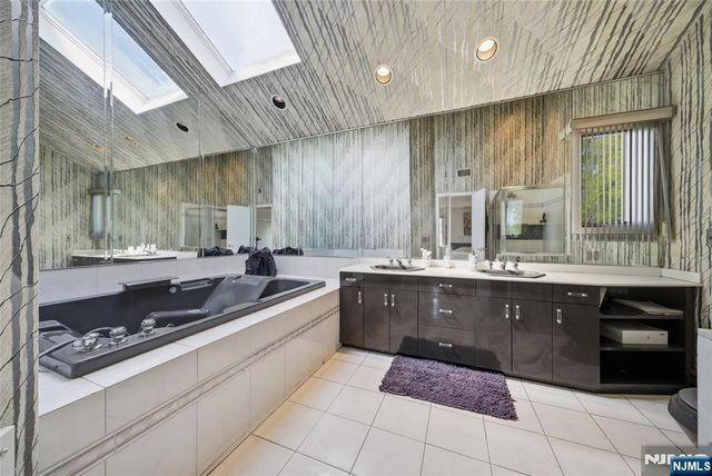 182 Pascack Avenue, Emerson, NJ 07630