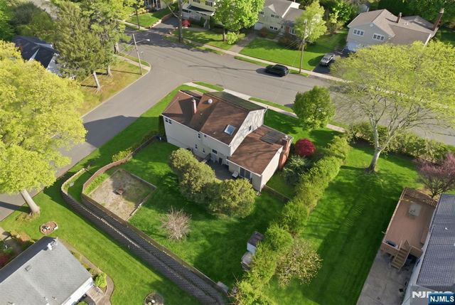 182 Pascack Avenue, Emerson, NJ 07630