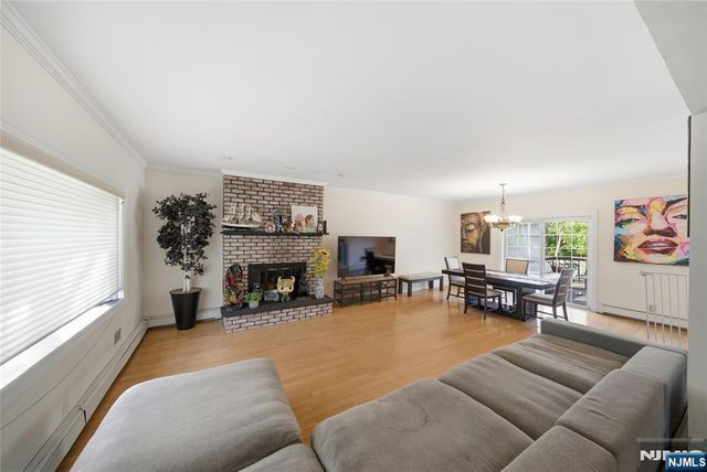 182 Pascack Avenue, Emerson, NJ 07630
