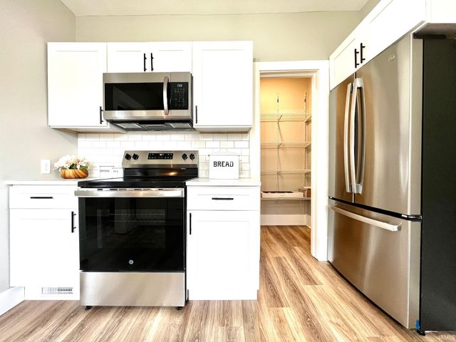 1414 R Street, Bedford, IN 47421