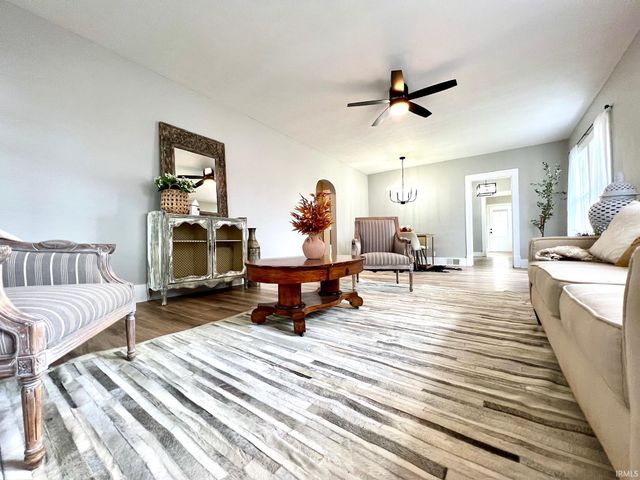 1414 R Street, Bedford, IN 47421