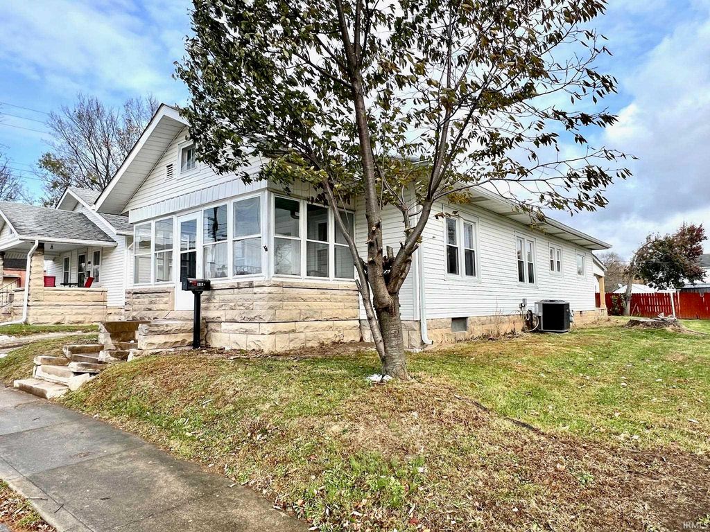 1414 R Street, Bedford, IN 47421